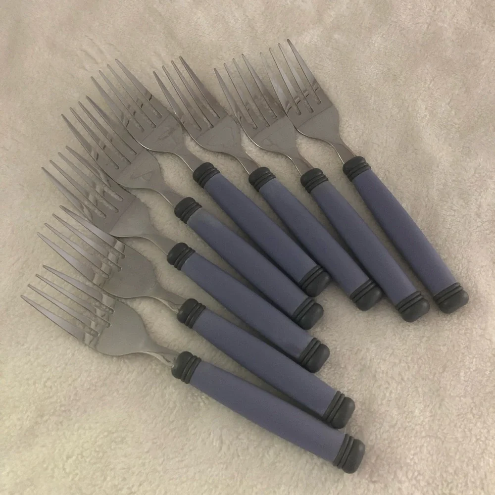 Pfaltzgraff Mystic Stainless Flatware– Lilac & Gray (Discontinued) 16 pieces